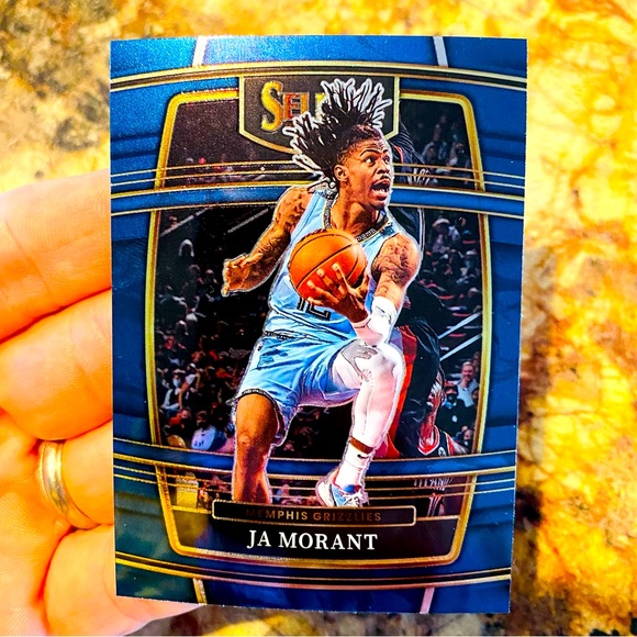 Ja Morant - Picture 1 of 2